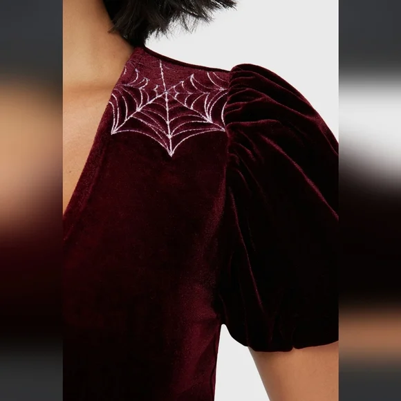 Killstar Burgundy Velvet Top with Spiderweb Detail - Picture 3 of 4